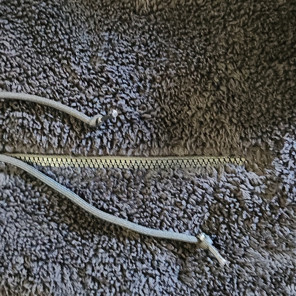 PINK VICTORIA'S SECRET FUZZY HOODIE SIZE M - Picture 8 of 13